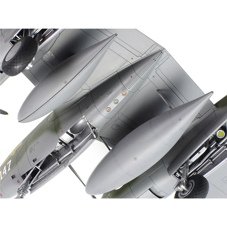Tamiya 61120 - TAMIYA 1/48 P-38 F/G LIGHTNING