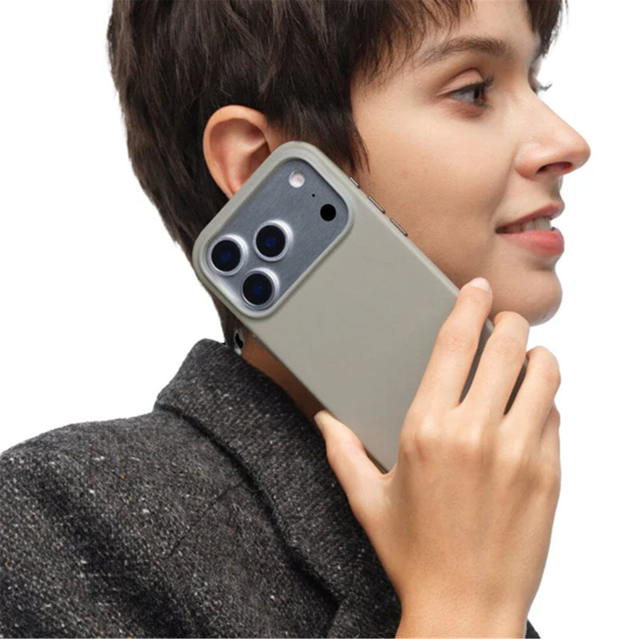 MOFT  iPhone 17 Pro Snap Phone Case - MagSafe Compatible - Taupe
