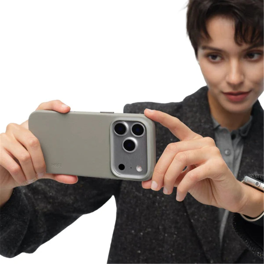 MOFT  iPhone 17 Pro Snap Phone Case - MagSafe Compatible - Taupe