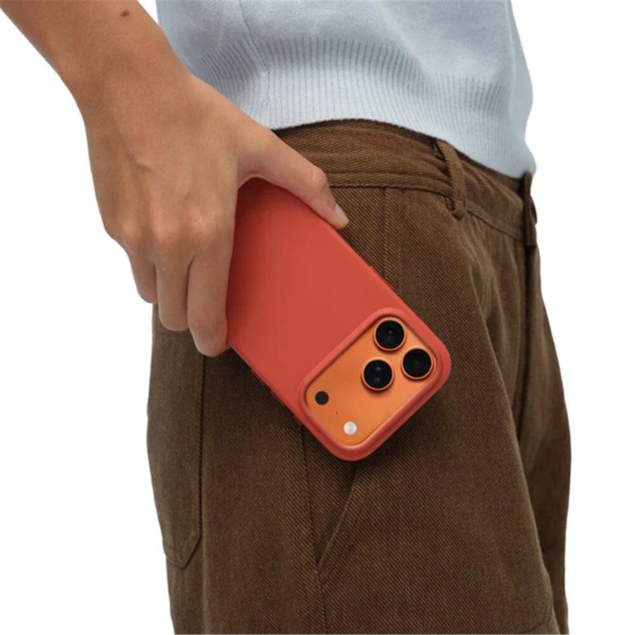 MOFT  iPhone 17 Pro Max Snap Phone Case - MagSafe Compatible - Clay