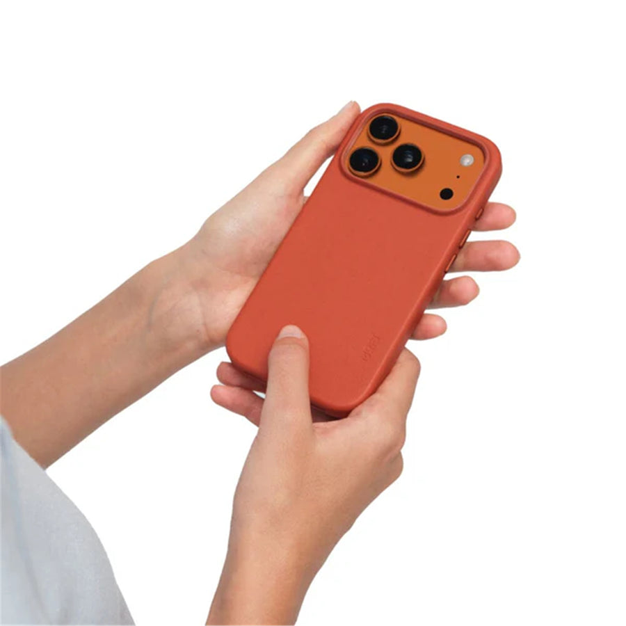 MOFT  iPhone 17 Pro Max Snap Phone Case - MagSafe Compatible - Clay