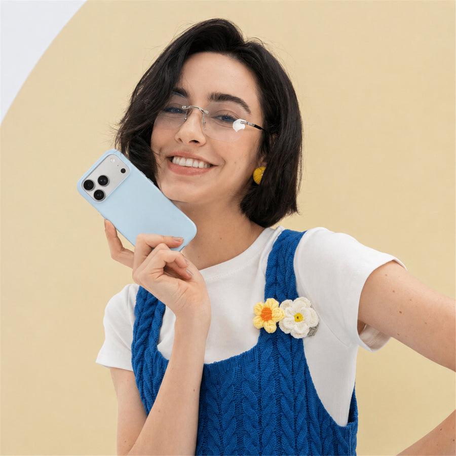 MOFT  iPhone 17 Pro Snap Phone Case - MagSafe Compatible - Soothing Mist