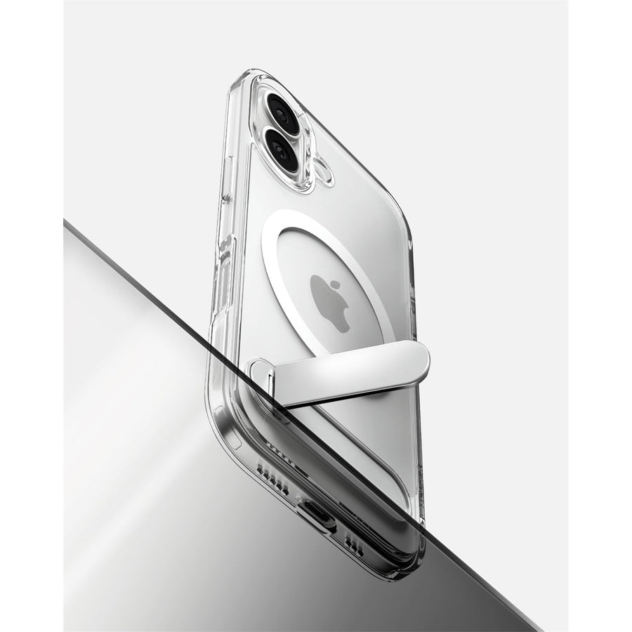 Spigen iPhone 17 (6.3") Ultra Hybrid S  MagFit Case - Crystal Clear