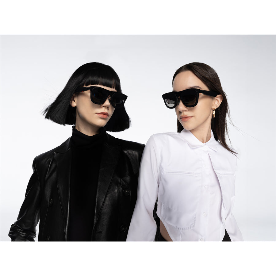 Xreal  One  AR Glasses
