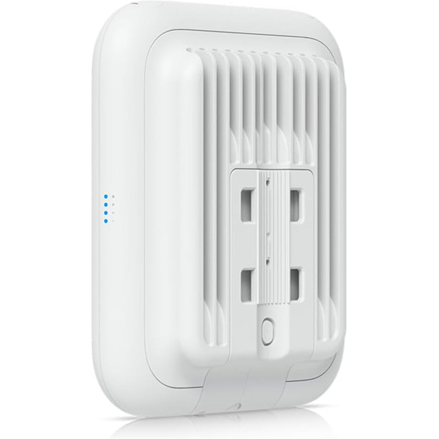Ubiquiti UniFi U7-Outdoor (BE5000) Dual-Band 4-Stream Wi-Fi 7 Access Point with 2.5GbE Port (PoE+ 19W)