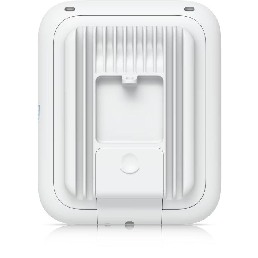 Ubiquiti UniFi U7-Pro-Outdoor (BE7200) Dual-Band 6-Stream Wi-Fi 7 Access Point with 2.5GbE x1 (PoE+ 21W)