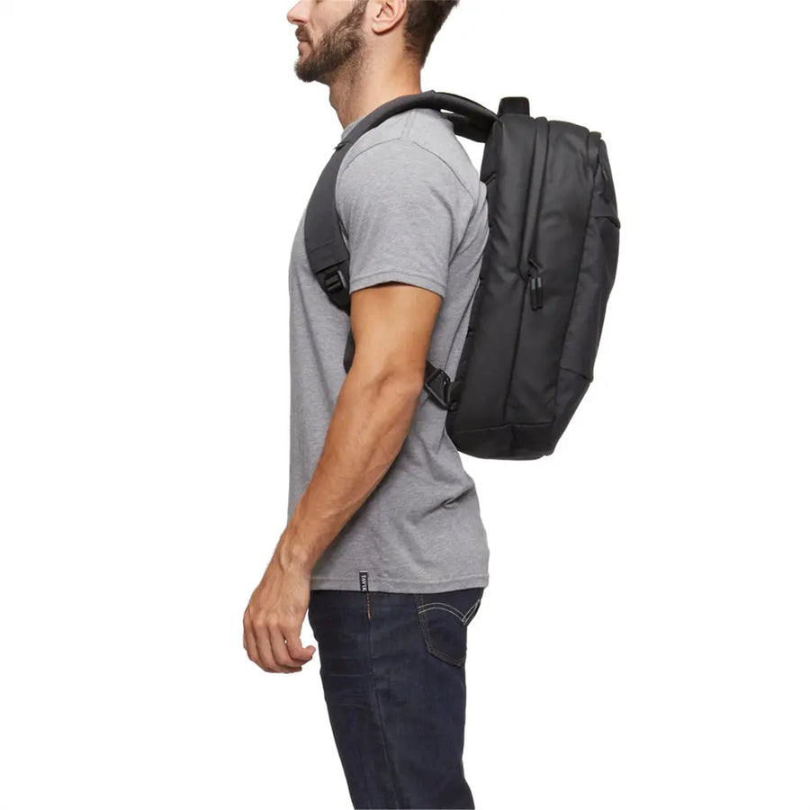 Incase City Compact   BackPack - Black - 17.5L