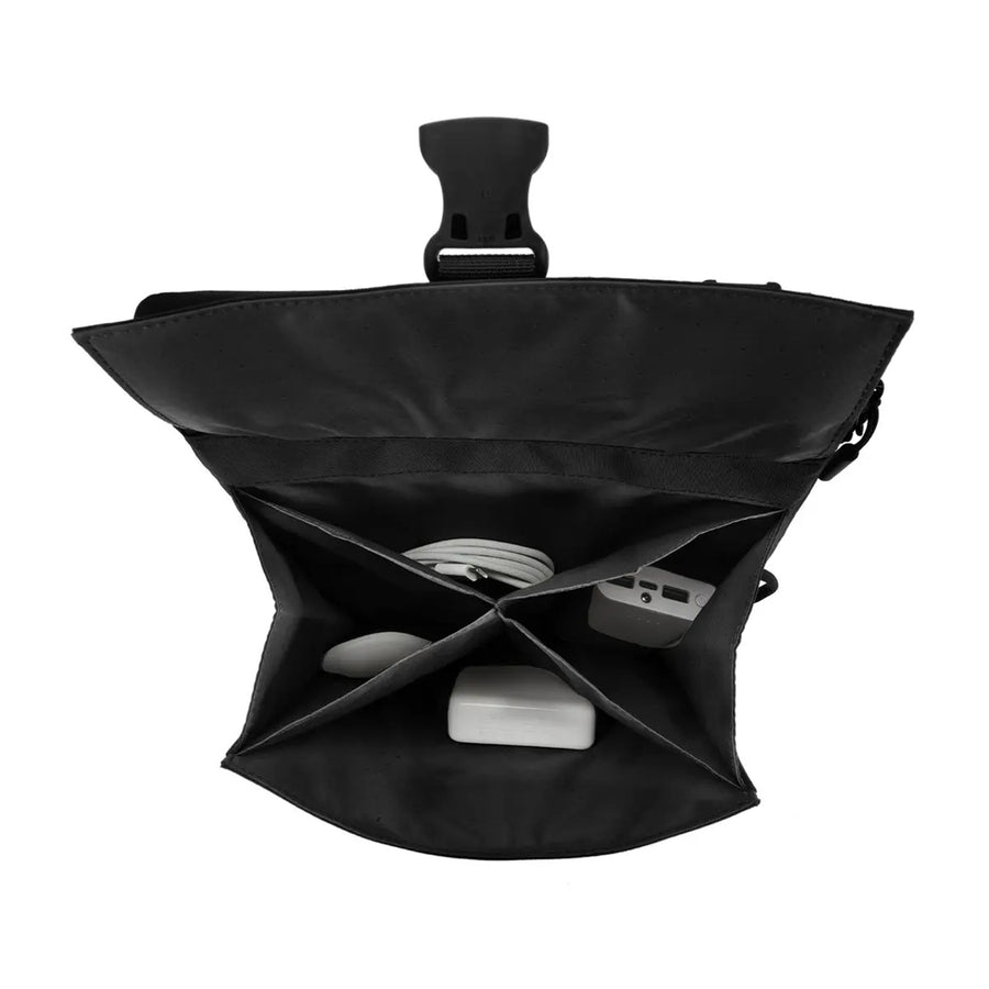 Incase Transfer Laptop Sleeve for 14" Laptop Macbooks - Black