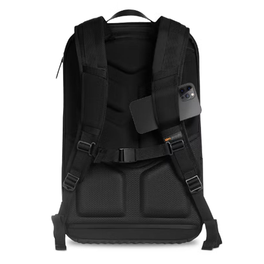 STM STM-111-333Q-01 - DUX 30L BACKPACK (17in) - BLACK