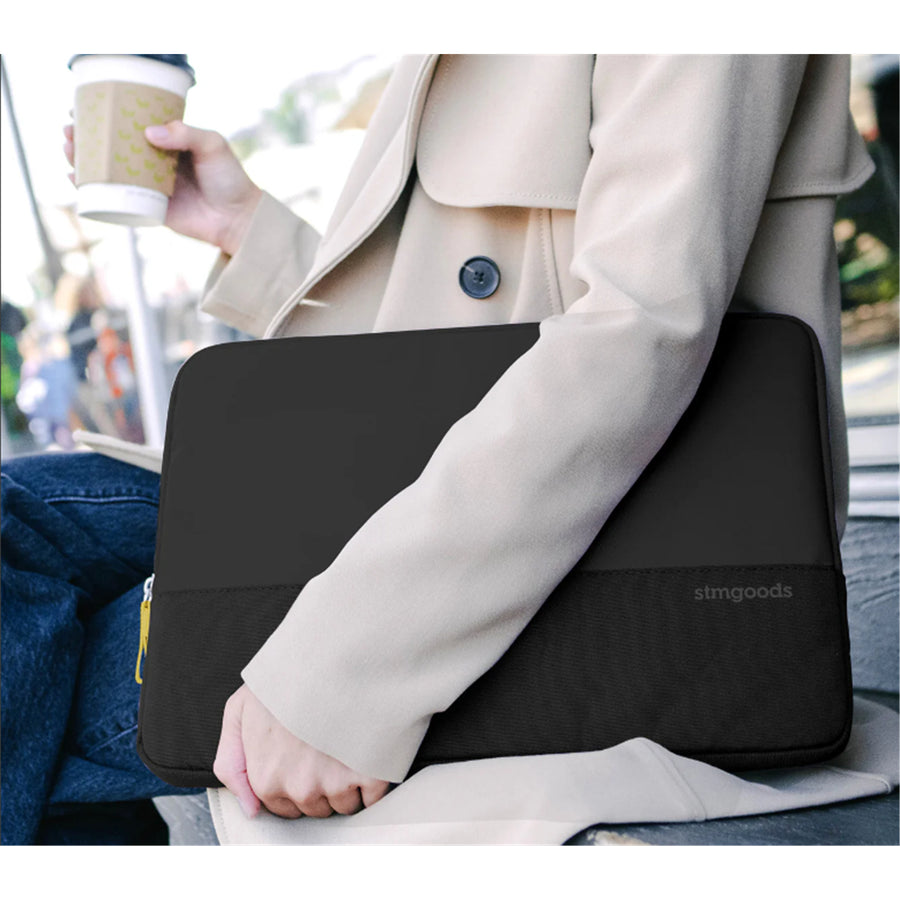 STM Origin Laptophülle – stilvolles und schützendes Design für 15"-16" MacBook Air & Pro