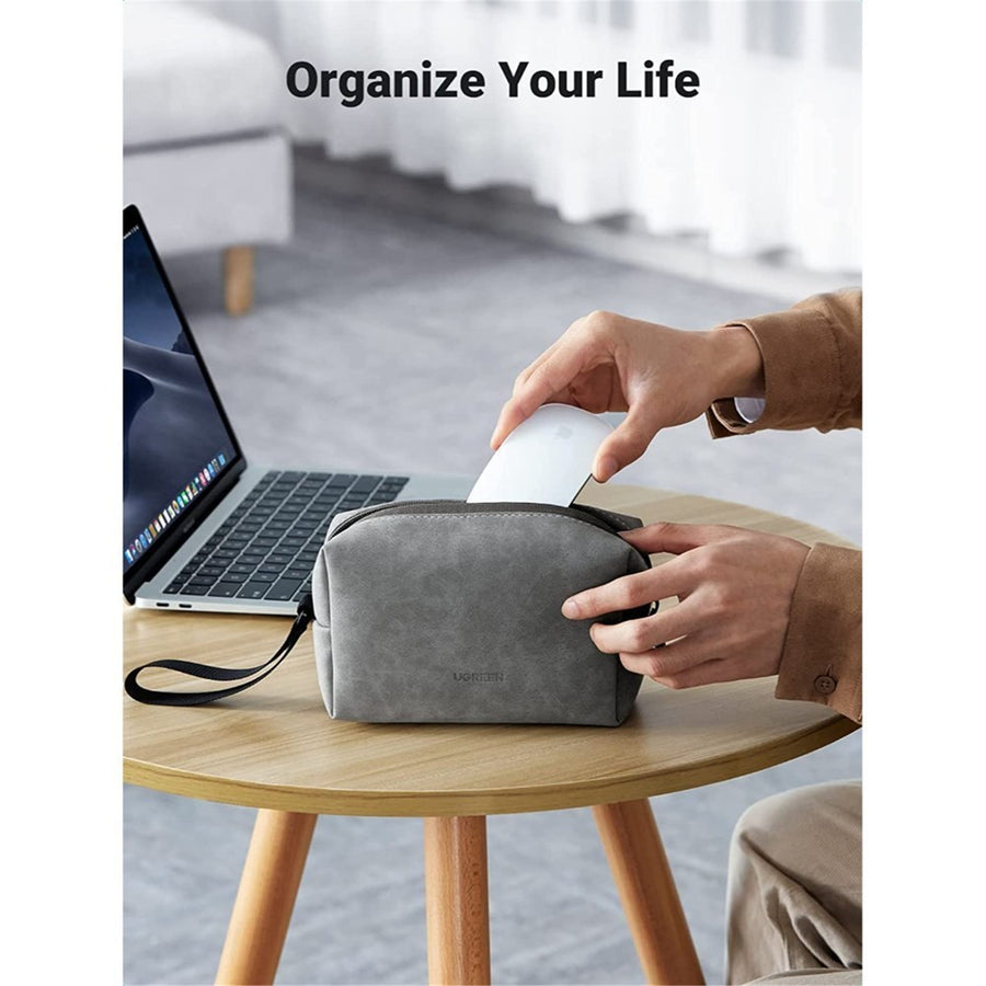 UGREEN    Travel Gadget Storage Bag with Grid Lanyard - Grey