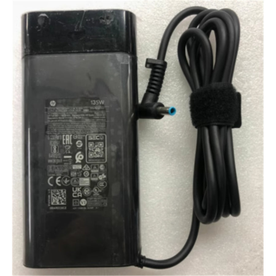 L15879-003 - HP Power Adapter AC 135W 4.5mm Tip R/A 19VDC Output - C6 3-Pin AC Input