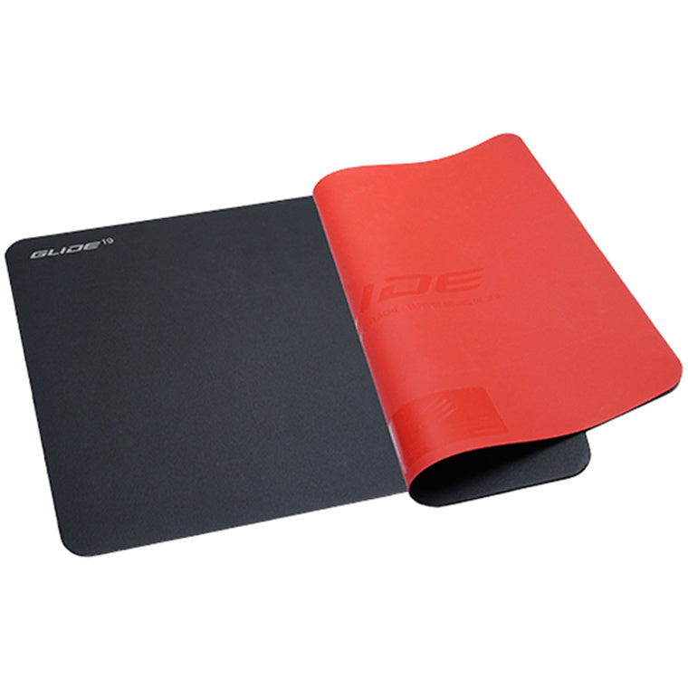 Mad Catz G.L.I.D.E. 19   Mouse Pad