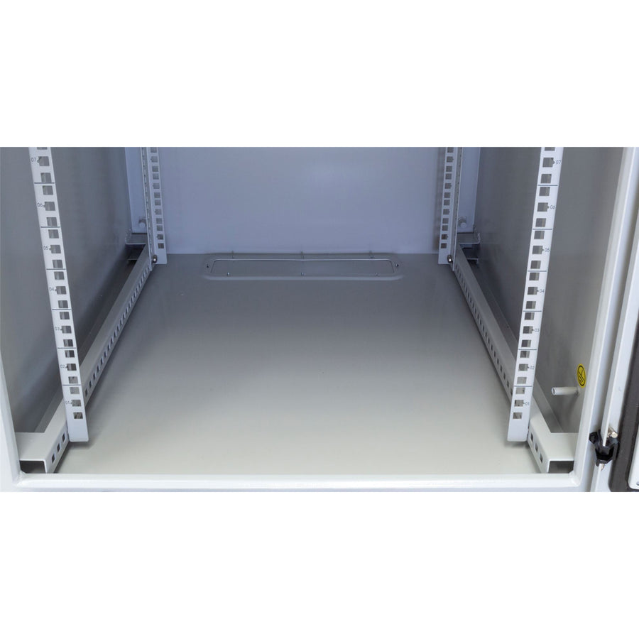DYNAMIX RODW6-400 - 6RU Outdoor Wall Mount Cabinet External Dims 611x425x390. IP65 Rated Lockable Front Door
