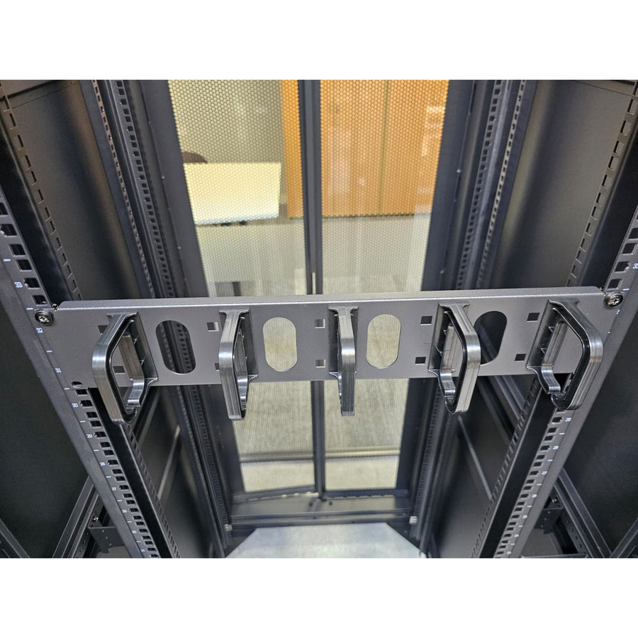 RackPower CM027 - 2HE Kabelmanager mit 5 Kunststoffringen
