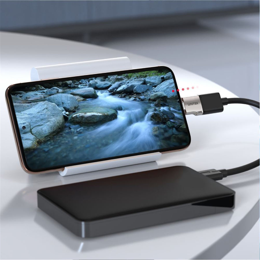 Unitek A1025GNI  USB-C to USB-A Ultra-Tiny AdaptorwithEasyGripDesign.SupportsSuperspeed5Gbps.BuiltTough with Zinc-Alloy Housing & Keychain Eye. Supports QC3.0 & Up to 9V/2A C
