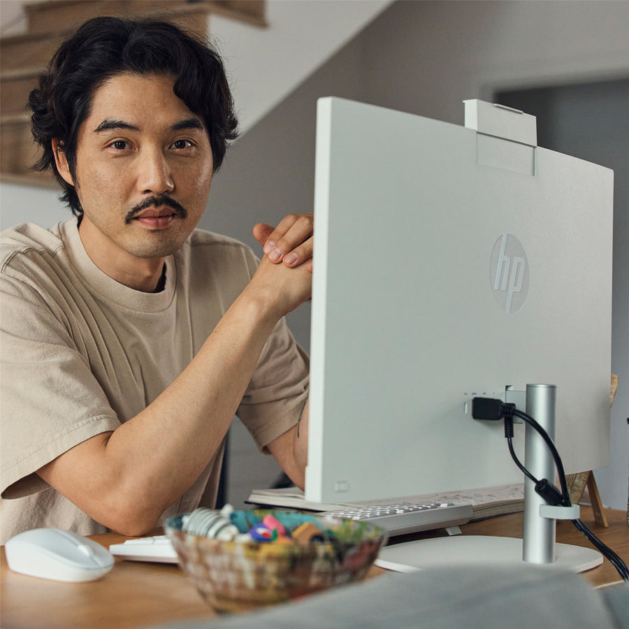 HP  24-cr0003a 23.8" FHD All-in-One PC