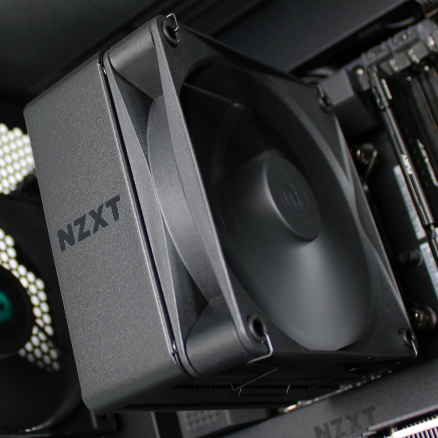 GGPC  RTX 5070  Gaming PC