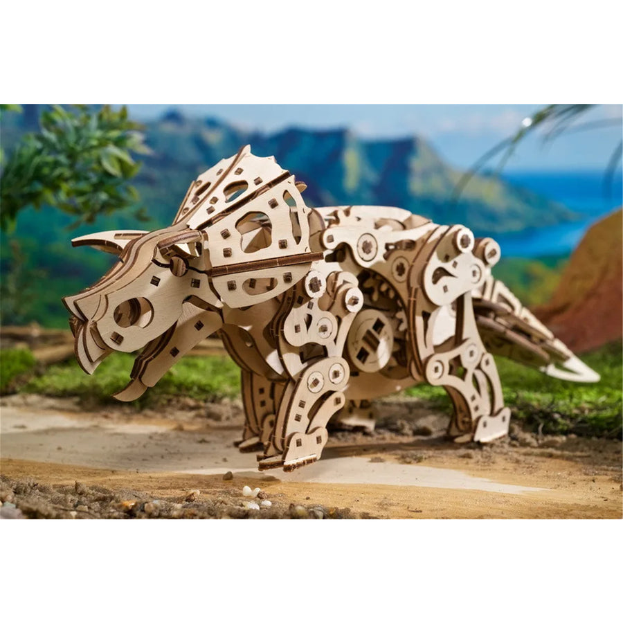 121829 - Ugears Triceratops
