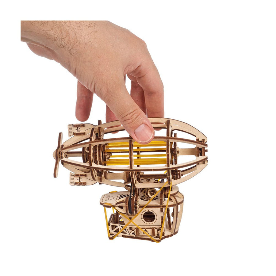 121911 - Ugears Steampunk Airship
