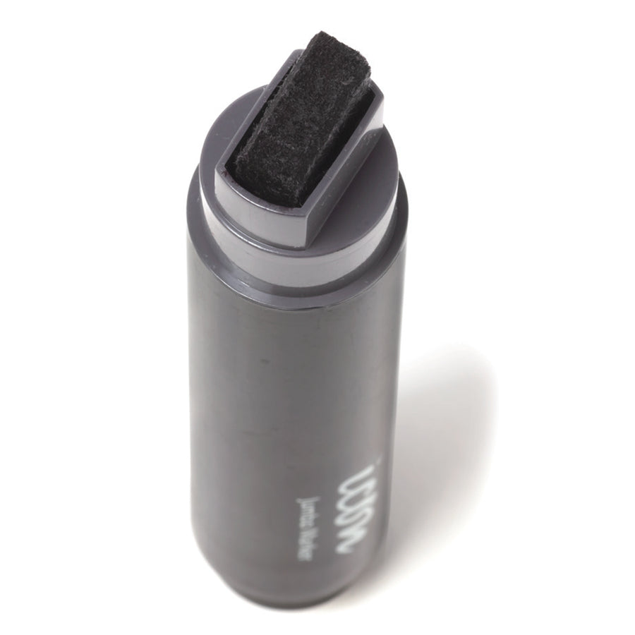 Okin PY238401 Jumbo Permanent Marker Black plastic barrel write on virtually any cleansurface including glass, paper, cardboard, plastic,metal and fabrics.