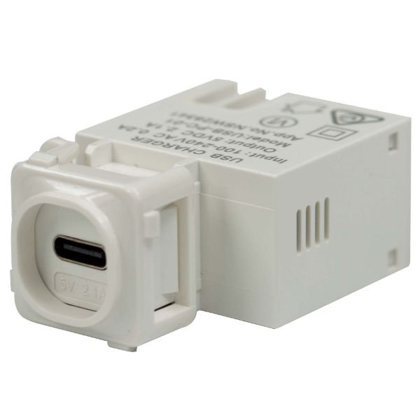 DYNAMIX AV-USB-PC-01 - USB-C 2.1A Keystone Charging Mechanism Input: 100-240V 50Hz Output: 5VDC 2.1A