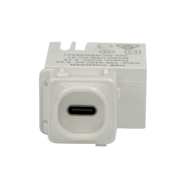 DYNAMIX AV-USB-PC-01 - USB-C 2.1A Keystone Charging Mechanism Input: 100-240V 50Hz Output: 5VDC 2.1A