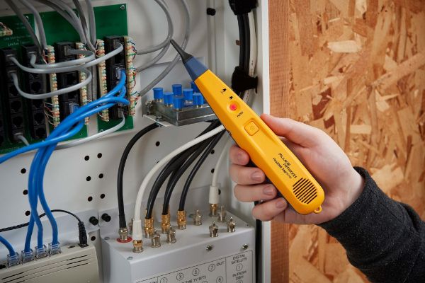 FLUKE PRO3000F50 - 50Hz Filtered Analog Probe