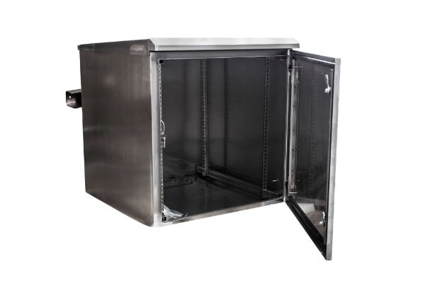 DYNAMIX RODWSS18-400 - 18RU Stainless Outdoor Cabinet 611x425x915mm (WxDxH). Stainless Steel Construction