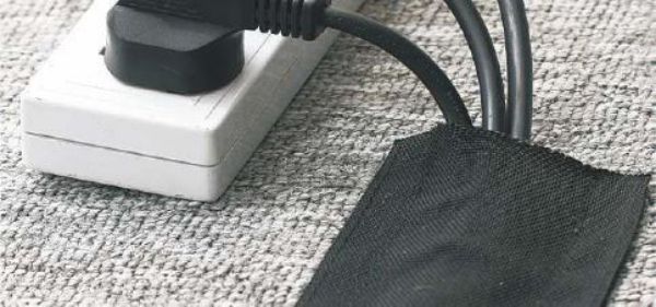 DYNAMIX VCC100-1-5 - 1.5M Hook & Loop Carpet Cable Cover 100mm Wide Black.